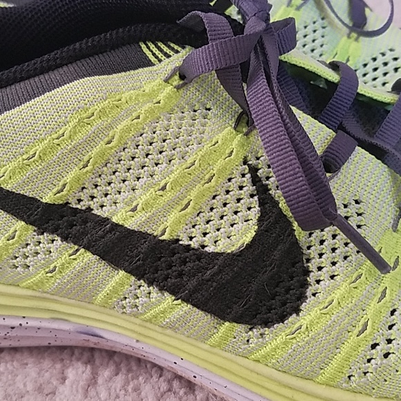 Shoes - Picture 3 of 3